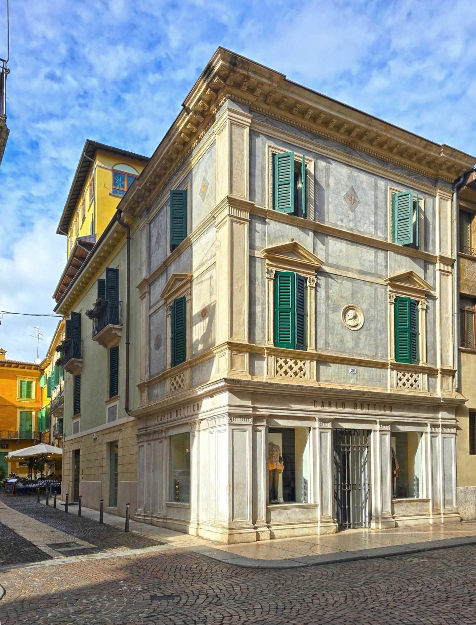 Apartment Mva Madama Verona Aparments *